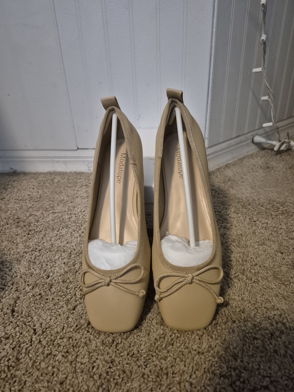 Woodajope Beige Square-Toe Ballet Flats with Bow Accent